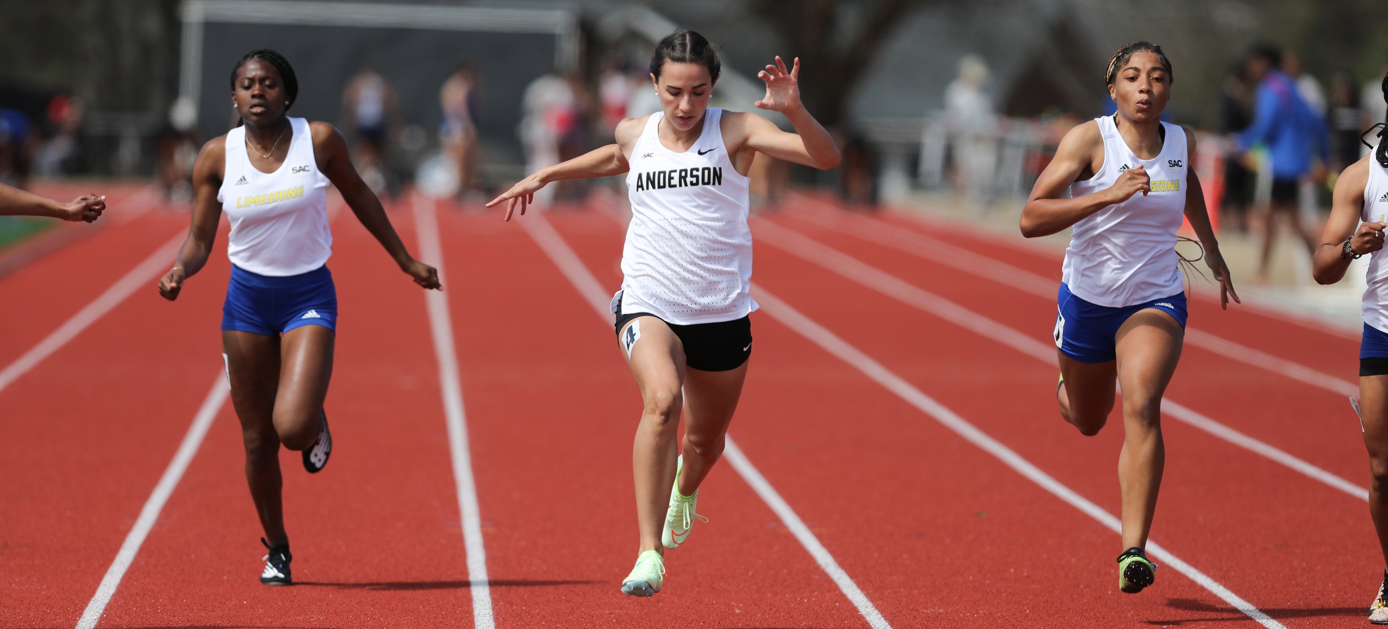 Track and Field Sets Three New Personal Bests at Raleigh Relays