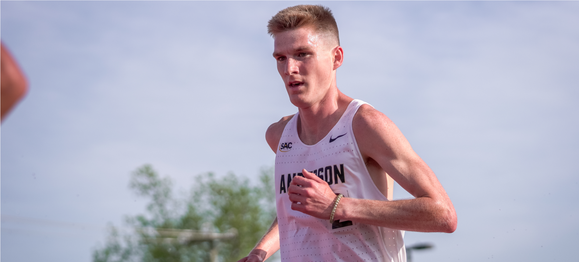 Quillen Sets 3,000m SC Anderson School Record at Lee Last Chance Meet