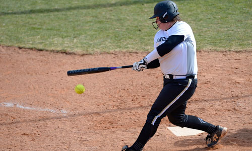 Trojans Stave off Elimination with Win Past Lenoir-Rhyne in SAC Tournament
