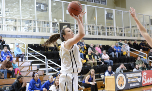 Top-Seeded Trojans Advance in SAC Tournament with 67-52 Win over Mars Hill