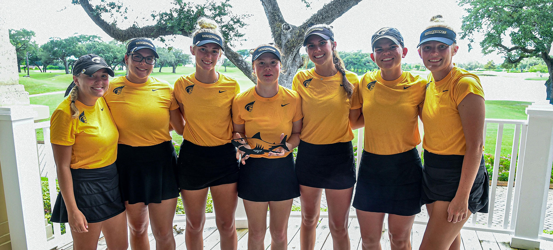 School Records Fall as Women’s Golf Finishes as Runners-Up at South Regional Preview