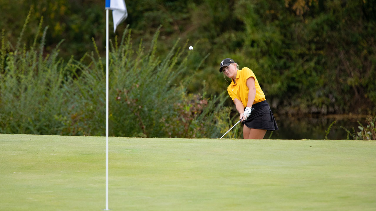 Women’s Golf Finishes Third at Lady Moc Classic