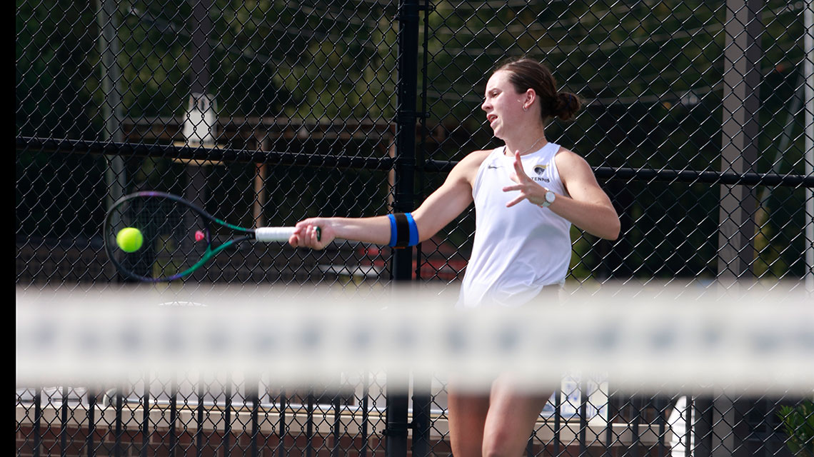 Women’s Tennis Set For Two Conference Matches Over Weekend