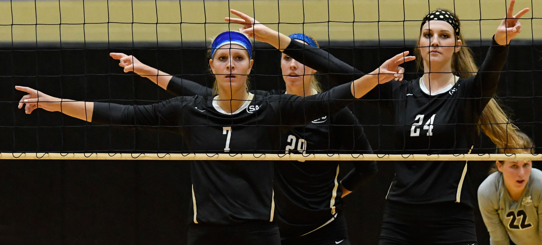 Trojans Rally from Two-Set Deficit to Defeat Tusculum