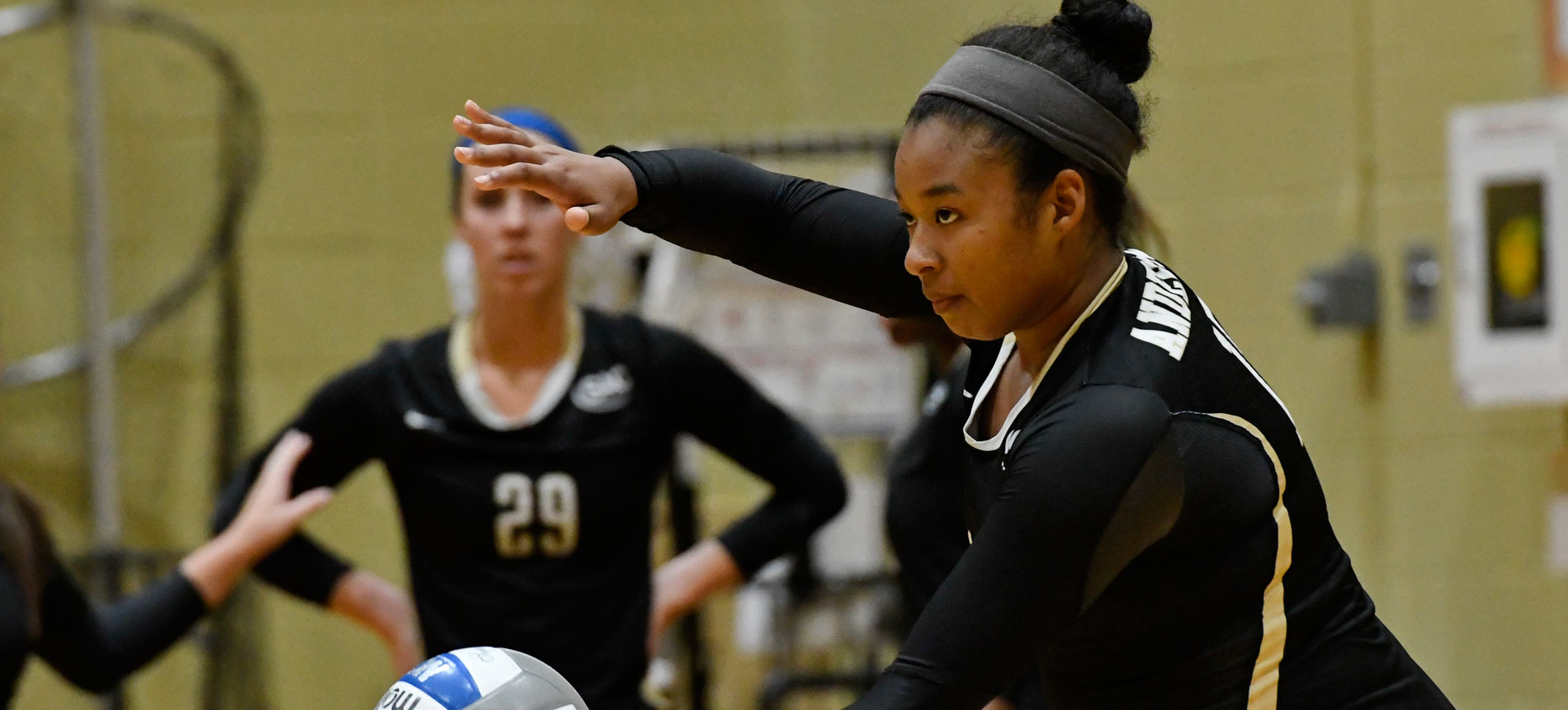 Trojans Sweep UNC Pembroke; Fall to Francis Marion on Day One of FMU Invitational