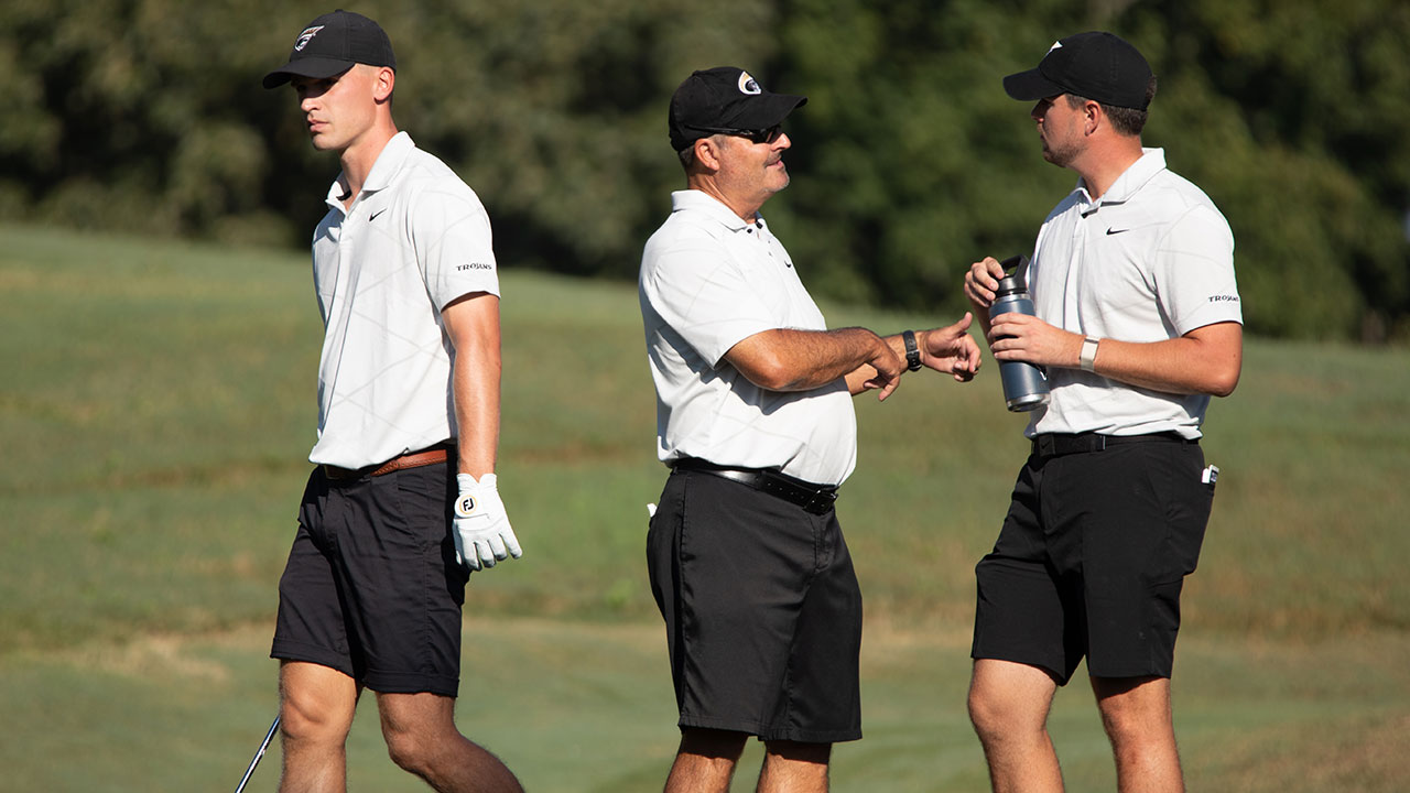 Men’s Golf Fires School-Record Second-Round 275; Bidding for Second Straight Tournament Title at Cougar Invitational