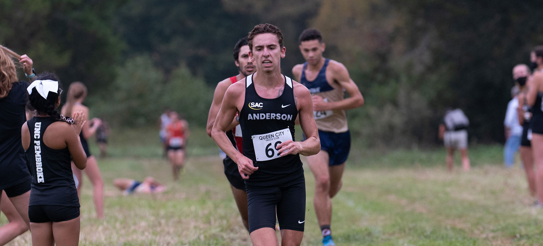 Men’s Cross Country Claims Third Place at Royals Challenge