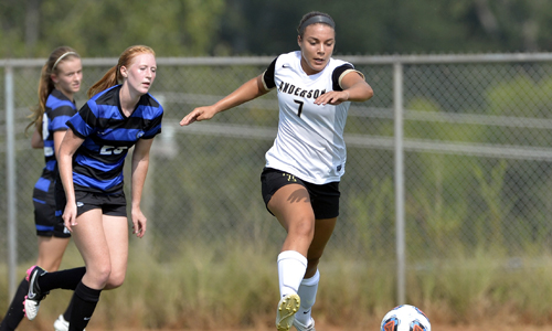 Two Late First-Half Goals Push Trojans Past Carson-Newman, 2-1