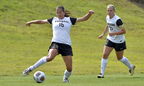 Agirre Leads Trojans to 2-1 Win over Newberry