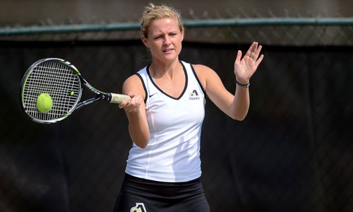 Tennis Teams Blanked by Francis Marion