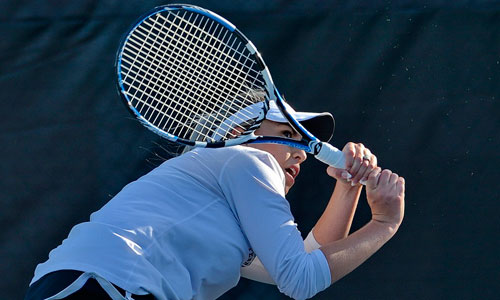 Women’s Tennis Wins 8-1 To Open Conference Play