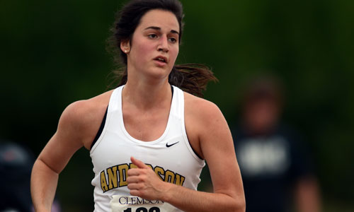 Women’s Cross Country Claims Eighth at Eye Opener